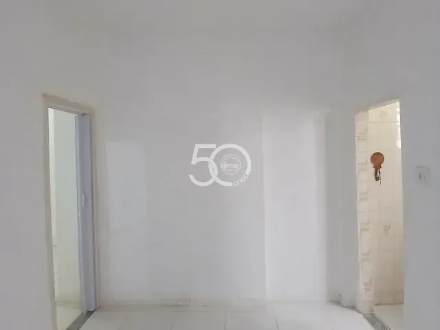 Apartamento com 65m² 2 quartos e 1 banheiro, para alugar, no bairro Braz de Pina em Rio de Janeiro