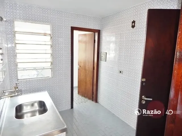 Apartamento 2 quartos e 1 banheiro, para alugar, no bairro Rebouças em Curitiba