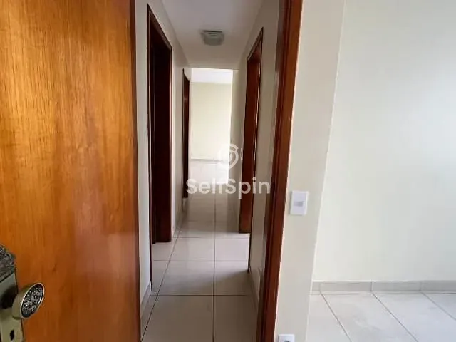 Apartamento 3 quartos e 2 banheiros, para alugar, no bairro Icaraí em Niterói