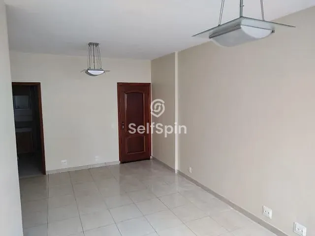 Apartamento 3 quartos e 2 banheiros, para alugar, no bairro Icaraí em Niterói