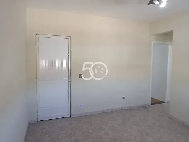 Apartamento com 61m² 2 quartos e 2 banheiros, para alugar, no bairro Penha Circular em Rio de Janeiro