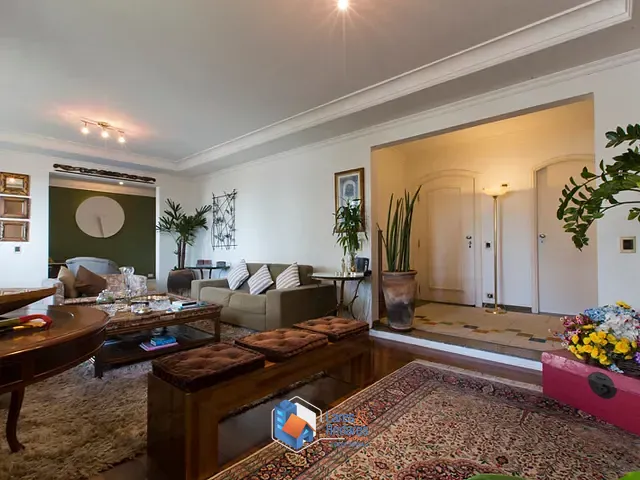 Apartamento com 235m² 4 quartos e 5 banheiros, à venda, no bairro Campo Belo em São Paulo