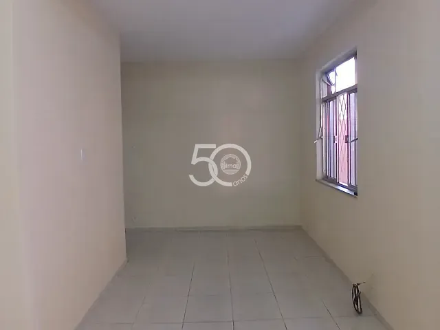 Apartamento com 75m² 2 quartos e 1 banheiro, para alugar, no bairro Vicente de Carvalho em Rio de Janeiro