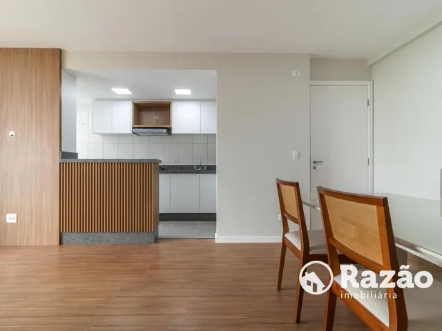 Apartamento 2 quartos e 2 banheiros, para alugar, no bairro Capão Raso em Curitiba