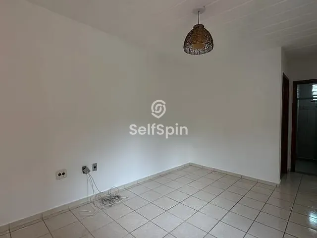 Apartamento 2 quartos e 1 banheiro, para alugar, no bairro Santa Rosa em Niterói