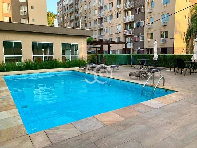 Apartamento 2 quartos e 1 banheiro, à venda, no bairro Taquara em Rio de Janeiro