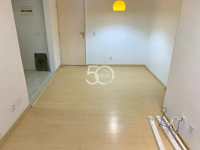 Apartamento 2 quartos e 1 banheiro, à venda, no bairro Taquara em Rio de Janeiro