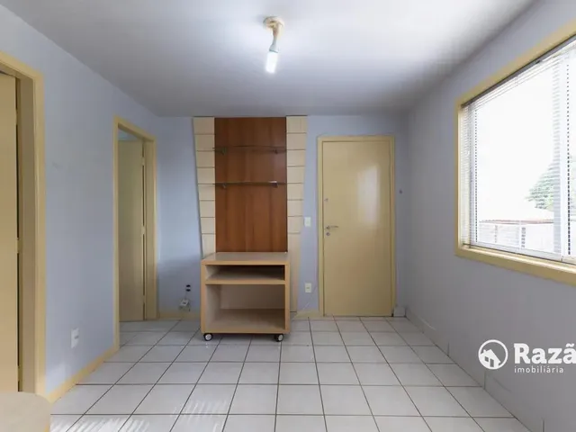 Apartamento 1 quarto e 1 banheiro, para alugar, no bairro Rebouças em Curitiba