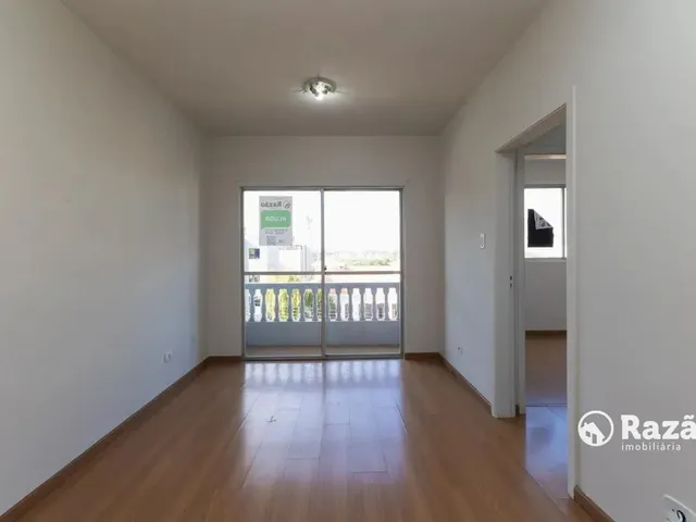 Apartamento 2 quartos e 1 banheiro, para alugar, no bairro Rebouças em Curitiba