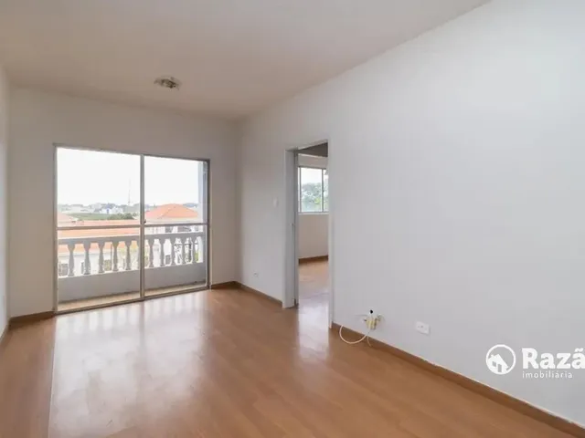 Apartamento 2 quartos e 1 banheiro, para alugar, no bairro Rebouças em Curitiba