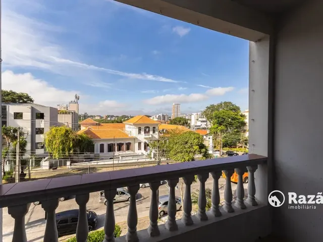 Apartamento 2 quartos e 1 banheiro, para alugar, no bairro Rebouças em Curitiba