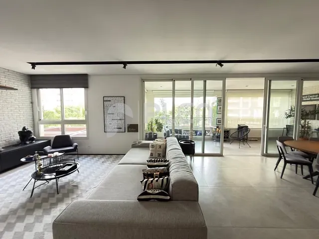 Apartamento 3 quartos e 5 banheiros, à venda, no bairro Vila Olímpia em São Paulo