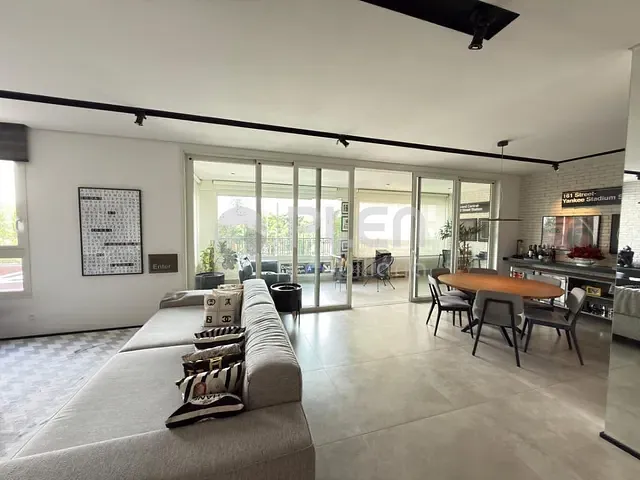 Apartamento 3 quartos e 5 banheiros, à venda, no bairro Vila Olímpia em São Paulo