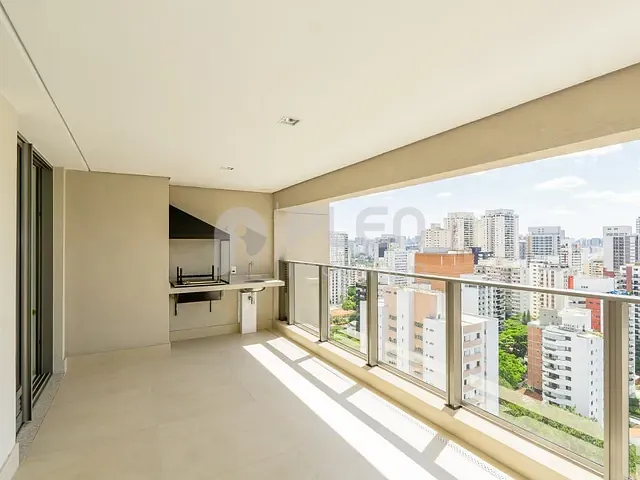 Apartamento 4 quartos e 4 banheiros, à venda, no bairro Campo Belo em São Paulo