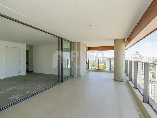 Apartamento 4 quartos e 4 banheiros, à venda, no bairro Campo Belo em São Paulo