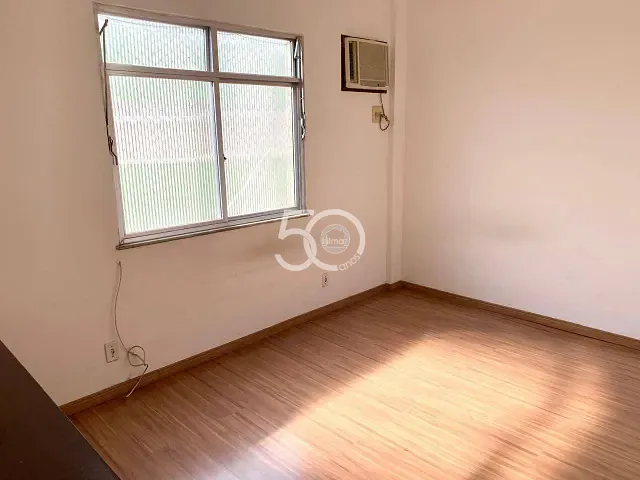 Apartamento com 47m² 2 quartos e 1 banheiro, à venda, no bairro Olaria em Rio de Janeiro