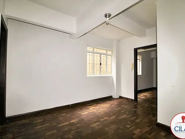 Apartamento 1 quarto e 1 banheiro, à venda, no bairro Centro em Curitiba
