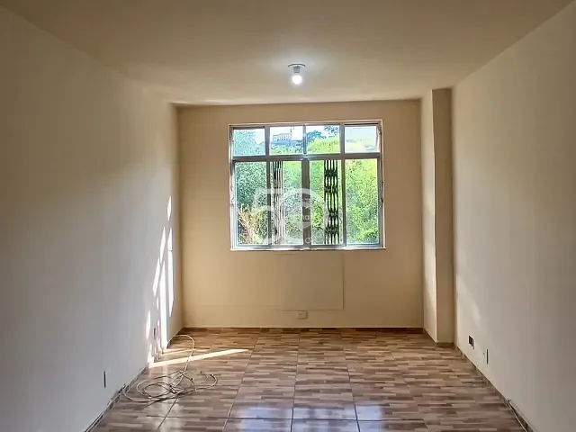 Apartamento com 67m² 3 quartos e 2 banheiros, para alugar, no bairro Olaria em Rio de Janeiro