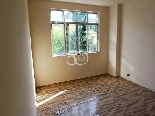 Apartamento com 67m² 3 quartos e 2 banheiros, para alugar, no bairro Olaria em Rio de Janeiro