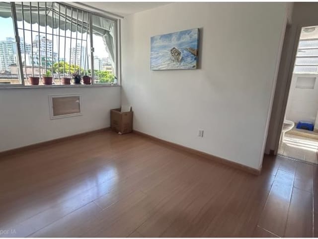 Foto do Apartamento - Apartamento para locação de 2 quartos com vaga em Santa Rosa, Niterói, RJ | SelfSpin