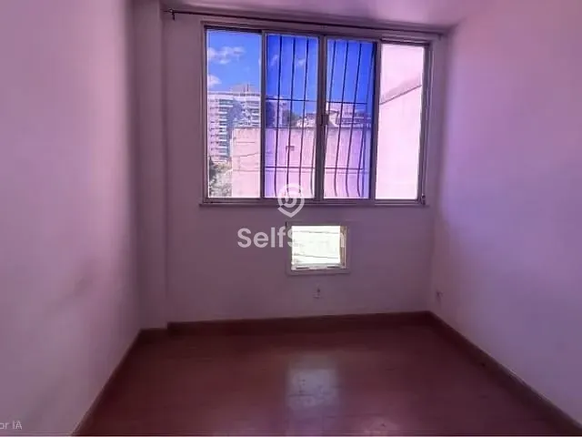 Apartamento 2 quartos e 1 banheiro, para alugar, no bairro Santa Rosa em Niterói