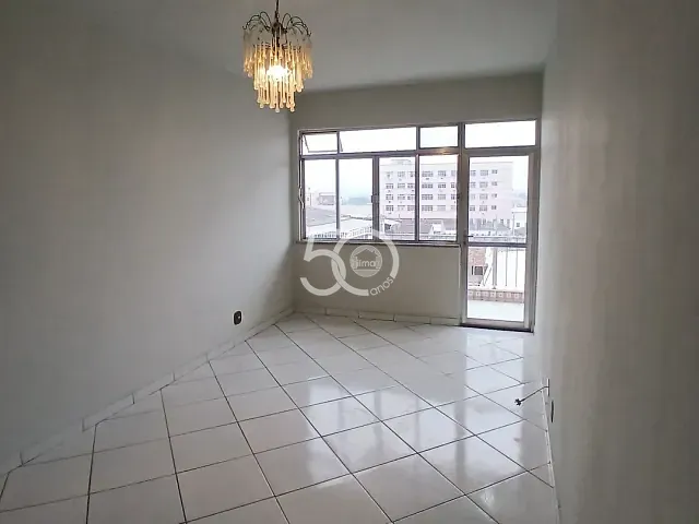 Apartamento com 75m² 3 quartos e 1 banheiro, para alugar, no bairro Penha Circular em Rio de Janeiro