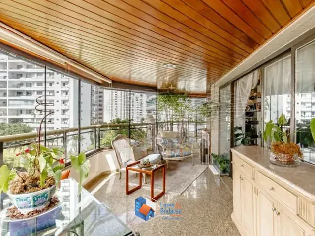Apartamento com 266m² 4 quartos e 6 banheiros, à venda, no bairro Vila Suzana em São Paulo