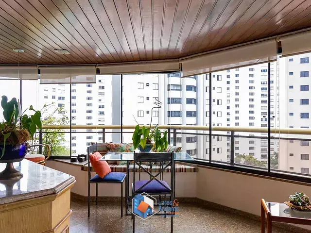 Apartamento com 266m² 4 quartos e 6 banheiros, à venda, no bairro Vila Suzana em São Paulo