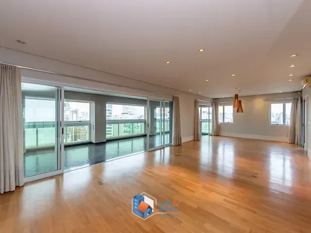 Apartamento com 233m² 4 quartos e 5 banheiros, à venda, no bairro Vila Uberabinha em São Paulo