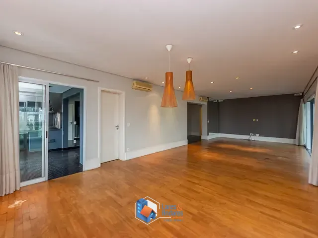 Apartamento com 233m² 4 quartos e 5 banheiros, à venda, no bairro Vila Uberabinha em São Paulo