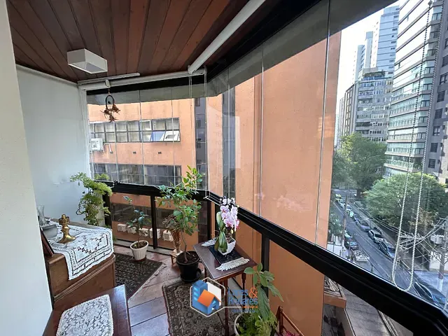 Apartamento com 200m² 4 quartos e 5 banheiros, à venda, no bairro Jardim Paulista em São Paulo