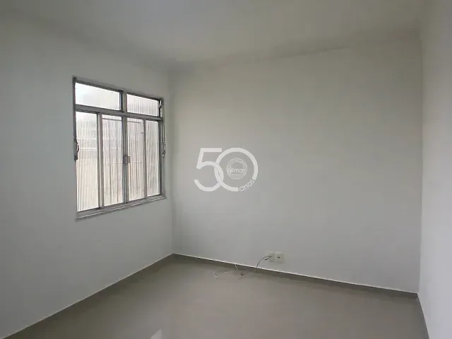 Apartamento com 63m² 2 quartos e 1 banheiro, para alugar, no bairro Penha Circular em Rio de Janeiro