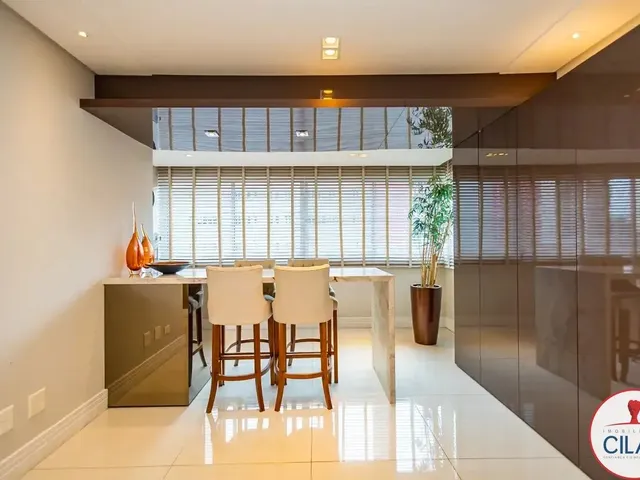 Apartamento 3 quartos e 5 banheiros, à venda, no bairro Bigorrilho em Curitiba