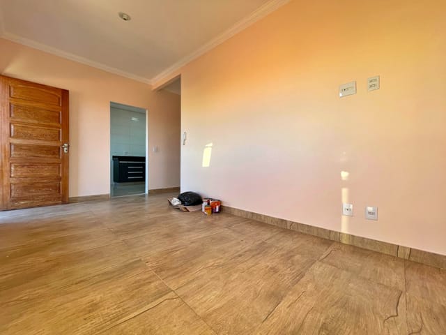 Foto do Apartamento - Apartamento 3 Quartos (1 Suíte) para locação com armários e 2 Vagas cobertas, Floramar, Belo Horizonte, MG | Deltalar Imóveis