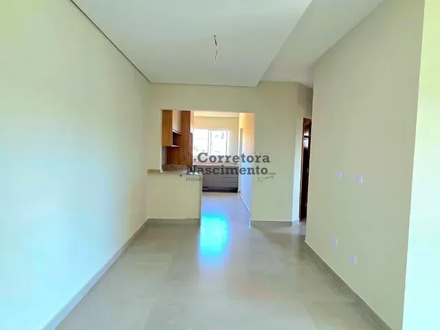 Apartamento 2 quartos e 2 banheiros, à venda ou para alugar, no bairro Bairro do Colonia em Jacareí