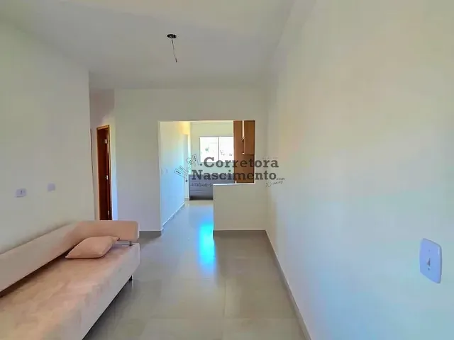 Apartamento 2 quartos e 2 banheiros, à venda ou para alugar, no bairro Bairro do Colonia em Jacareí