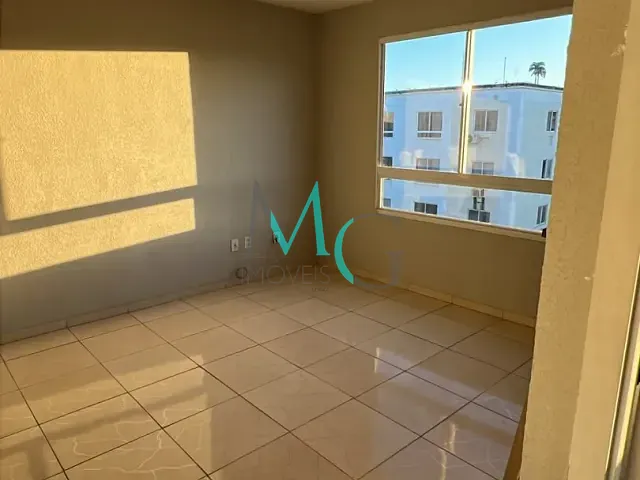 Apartamento 2 quartos e 1 banheiro, à venda, no bairro Santa Cruz em Rio de Janeiro