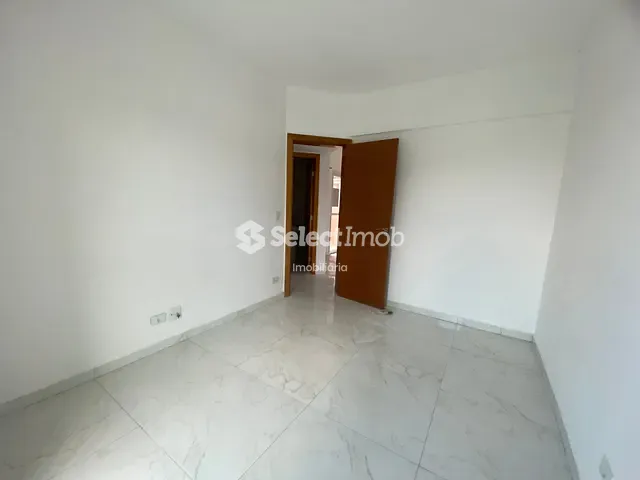 Apartamento com 76m² 2 quartos e 1 banheiro, para alugar, no bairro Vila Falchi em Mauá