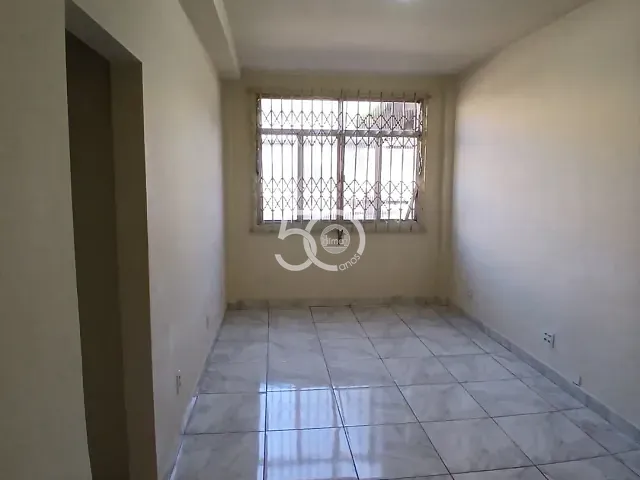 Apartamento com 68m² 2 quartos e 1 banheiro, para alugar, no bairro Vicente de Carvalho em Rio de Janeiro