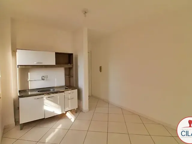 Apartamento 1 quarto e 1 banheiro, à venda, no bairro Alto da Rua XV em Curitiba