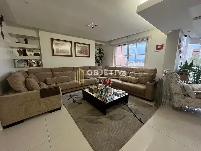 Apartamento com 220m² 3 quartos e 4 banheiros, à venda, no bairro Centro em Novo Hamburgo