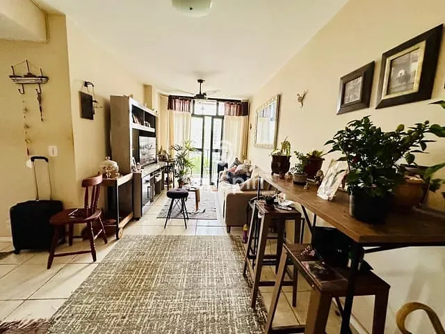 Apartamento 2 quartos e 1 banheiro, para alugar, no bairro Icaraí em Niterói