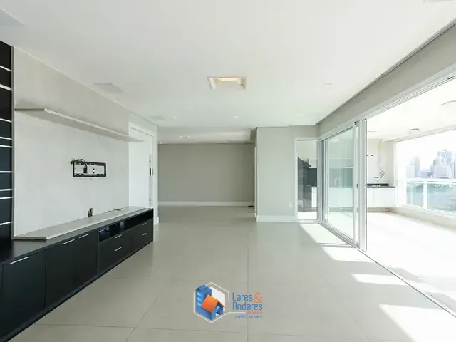 Apartamento com 241m² 4 quartos e 5 banheiros, à venda, no bairro Jardim das Perdizes em São Paulo