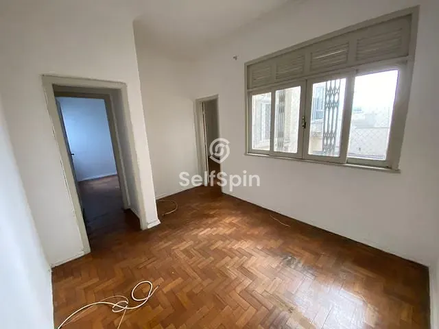 Apartamento 2 quartos e 2 banheiros, para alugar, no bairro Icaraí em Niterói