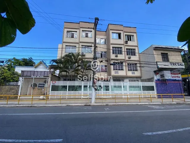 Apartamento 2 quartos e 2 banheiros, para alugar, no bairro Icaraí em Niterói