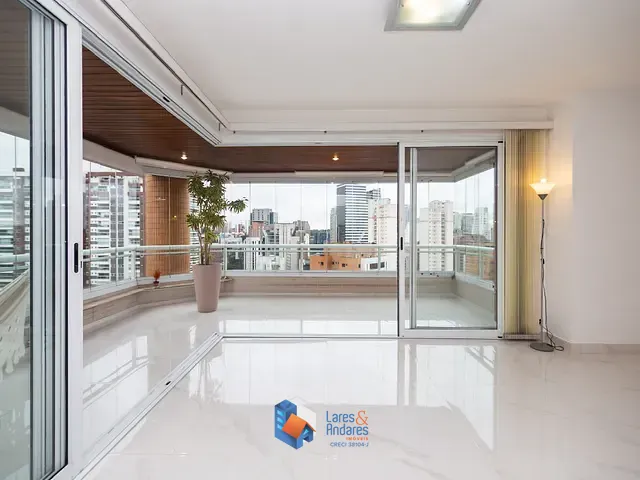 Apartamento com 205m² 4 quartos e 5 banheiros, à venda, no bairro Cidade Monções em São Paulo