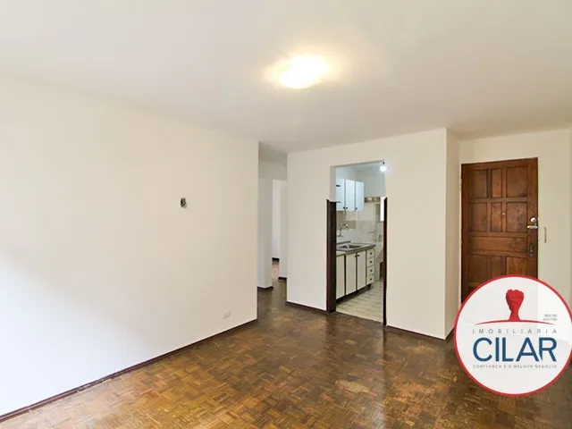 Apartamento 2 quartos e 1 banheiro, à venda, no bairro Campo Comprido em Curitiba