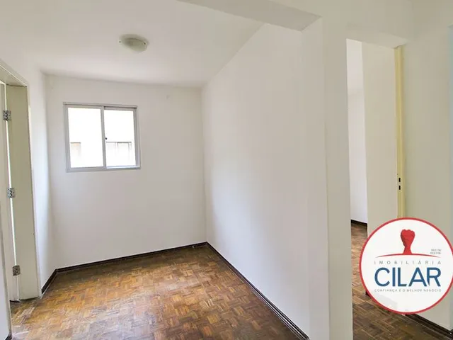 Apartamento 2 quartos e 1 banheiro, à venda, no bairro Campo Comprido em Curitiba