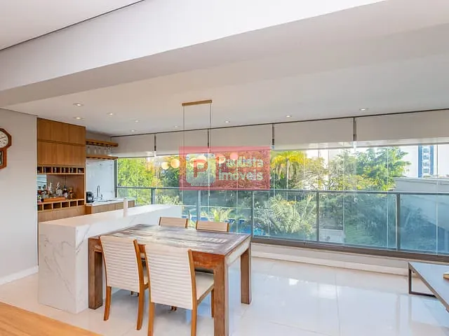 Apartamento com 258m² 3 quartos e 3 banheiros, à venda, no bairro Santo Amaro em São Paulo