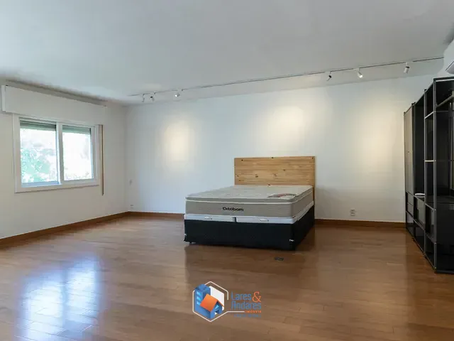 Apartamento com 249m² 1 quarto e 1 banheiro, à venda, no bairro Cerqueira César em São Paulo